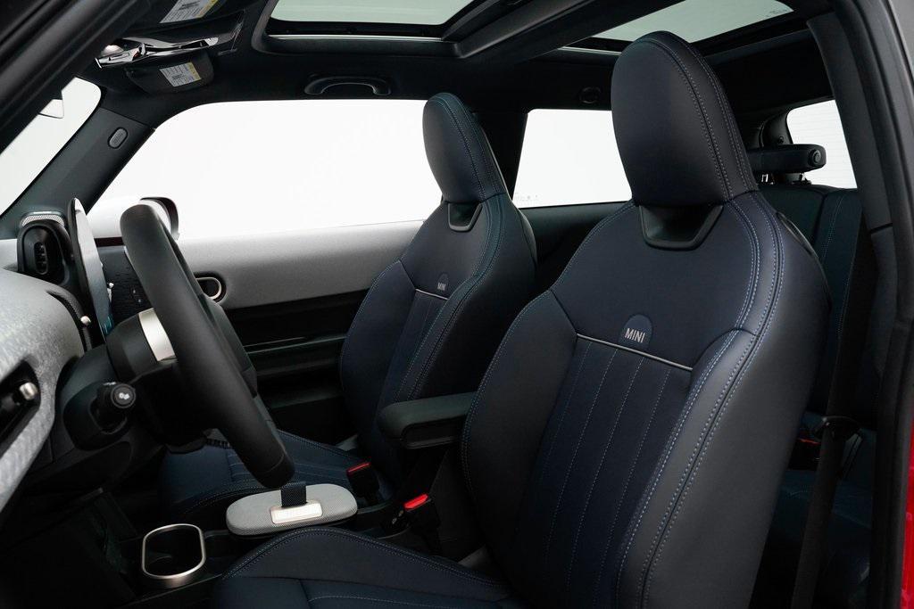 used 2025 MINI Hardtop car, priced at $33,645