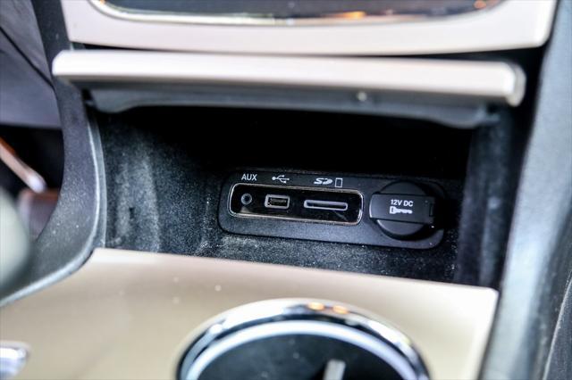 used 2014 Jeep Grand Cherokee car, priced at $12,495