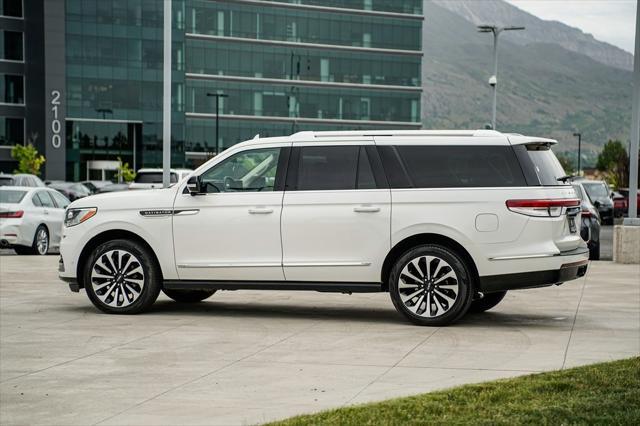 used 2022 Lincoln Navigator car, priced at $58,995
