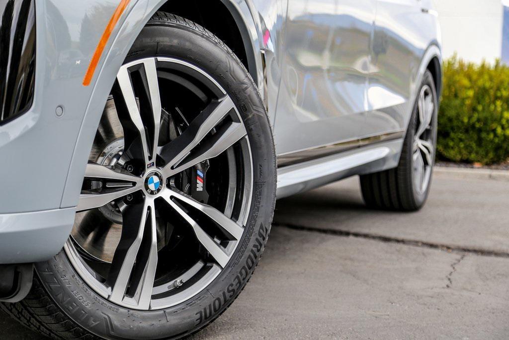 new 2026 BMW X7 car, priced at $107,965