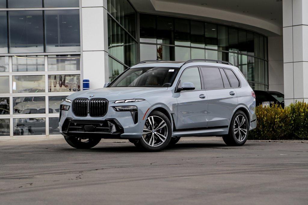 new 2026 BMW X7 car, priced at $107,965