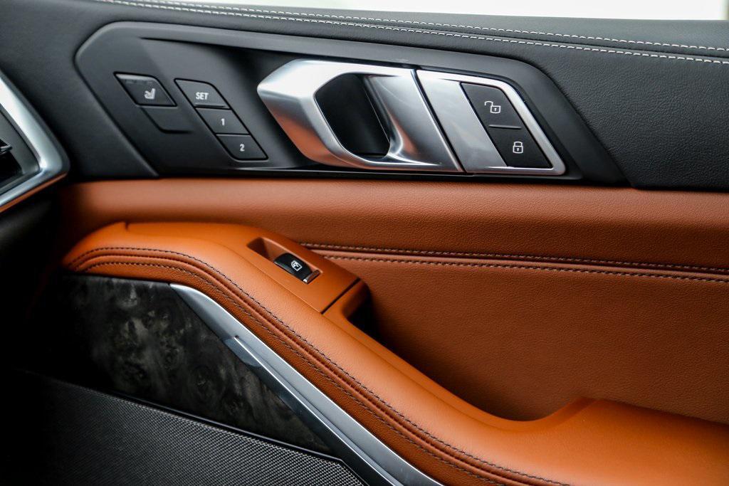 new 2026 BMW X7 car, priced at $107,965