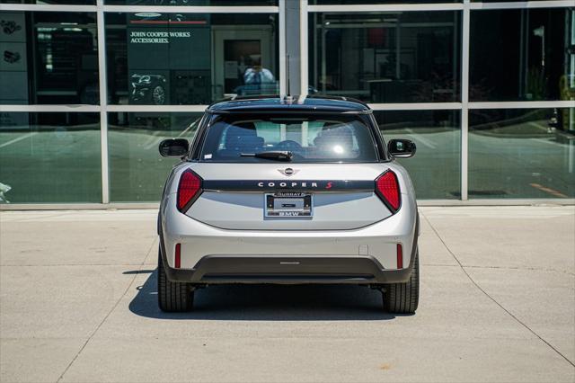 used 2025 MINI Hardtop car, priced at $32,595