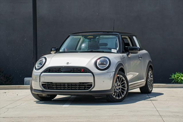 used 2025 MINI Hardtop car, priced at $32,595
