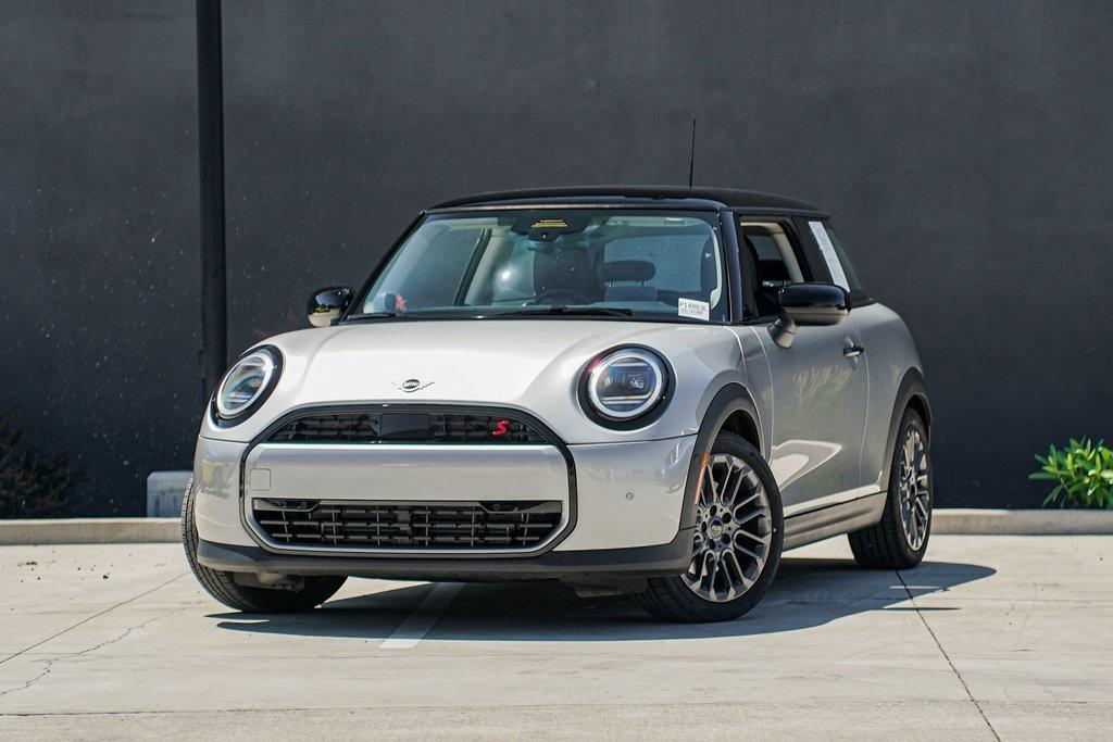 used 2025 MINI Hardtop car, priced at $32,595