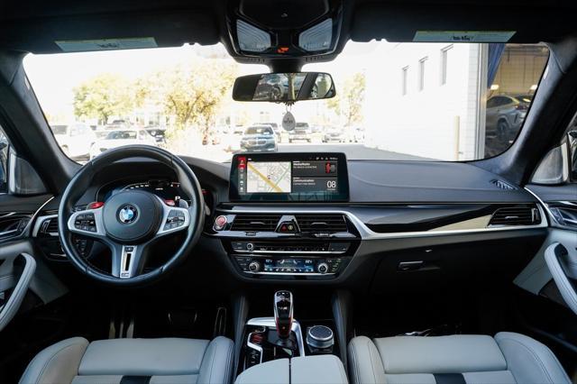 used 2022 BMW M5 car