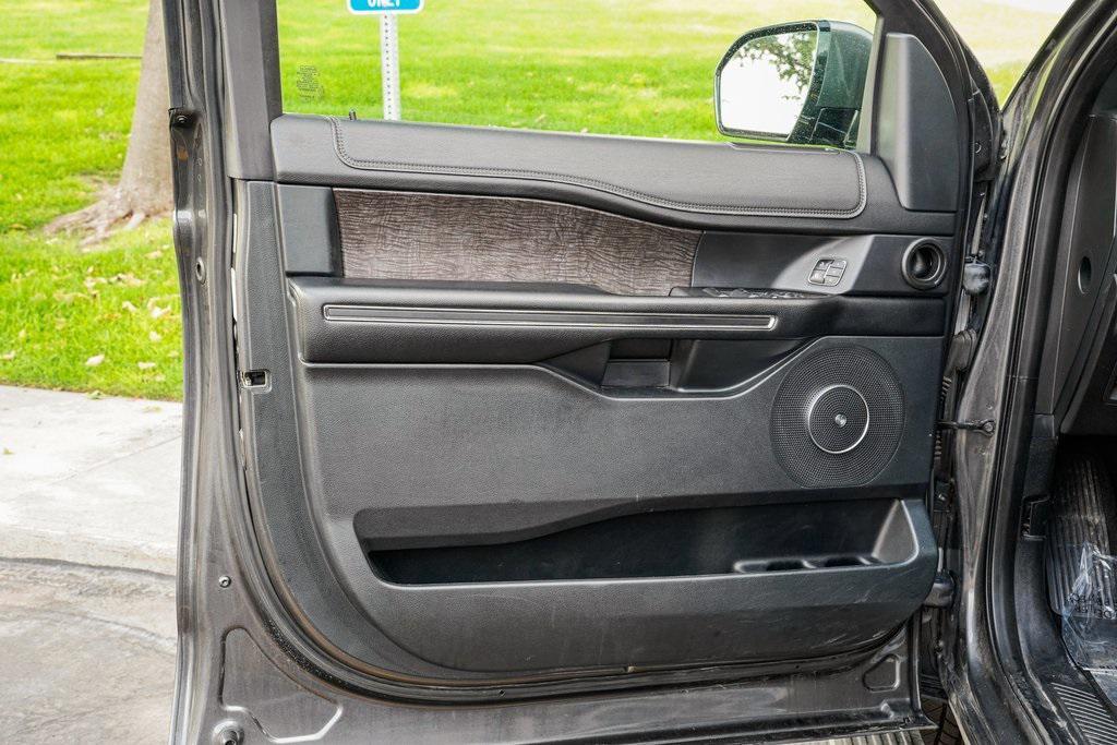 used 2019 Ford Expedition Max car, priced at $18,495