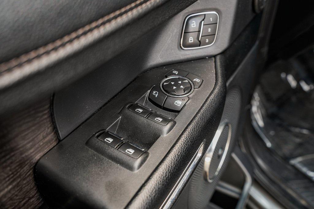 used 2019 Ford Expedition Max car, priced at $18,495