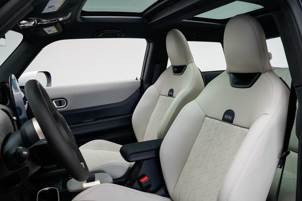 used 2025 MINI Hardtop car, priced at $30,645