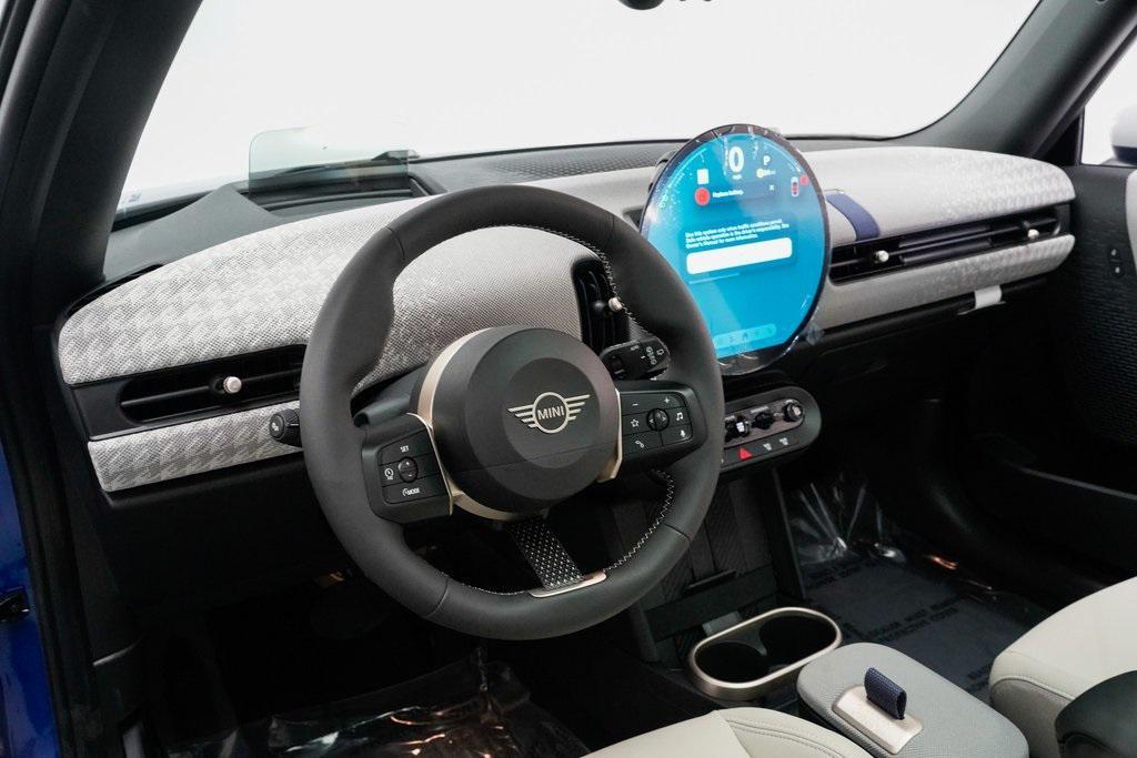 used 2025 MINI Hardtop car, priced at $30,645