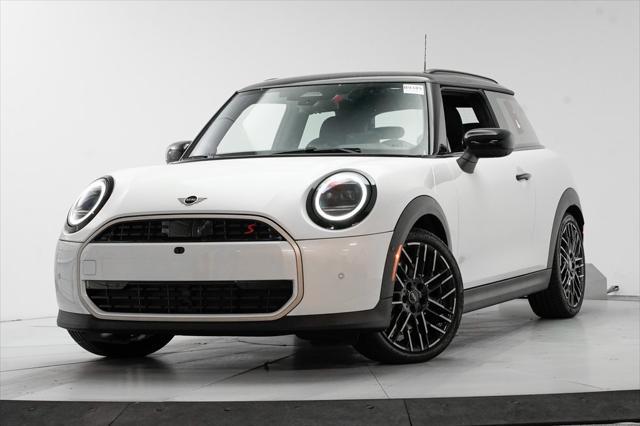 new 2025 MINI Hardtop car, priced at $39,130