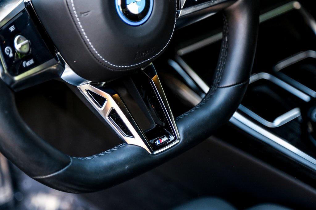 used 2024 BMW i7 car, priced at $87,995