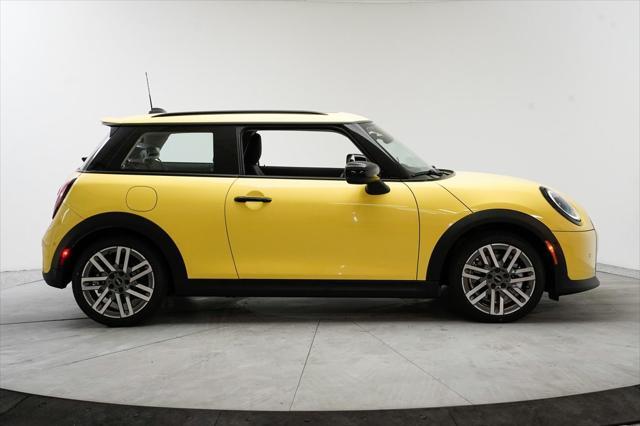 new 2025 MINI Hardtop car, priced at $36,545