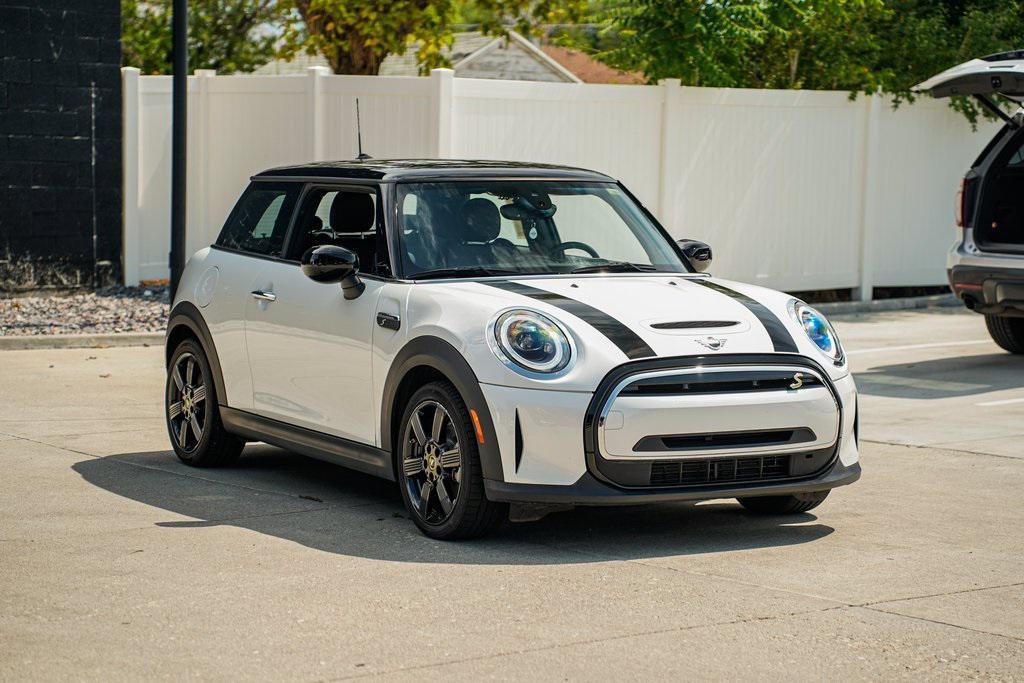 used 2023 MINI Hardtop car, priced at $24,995