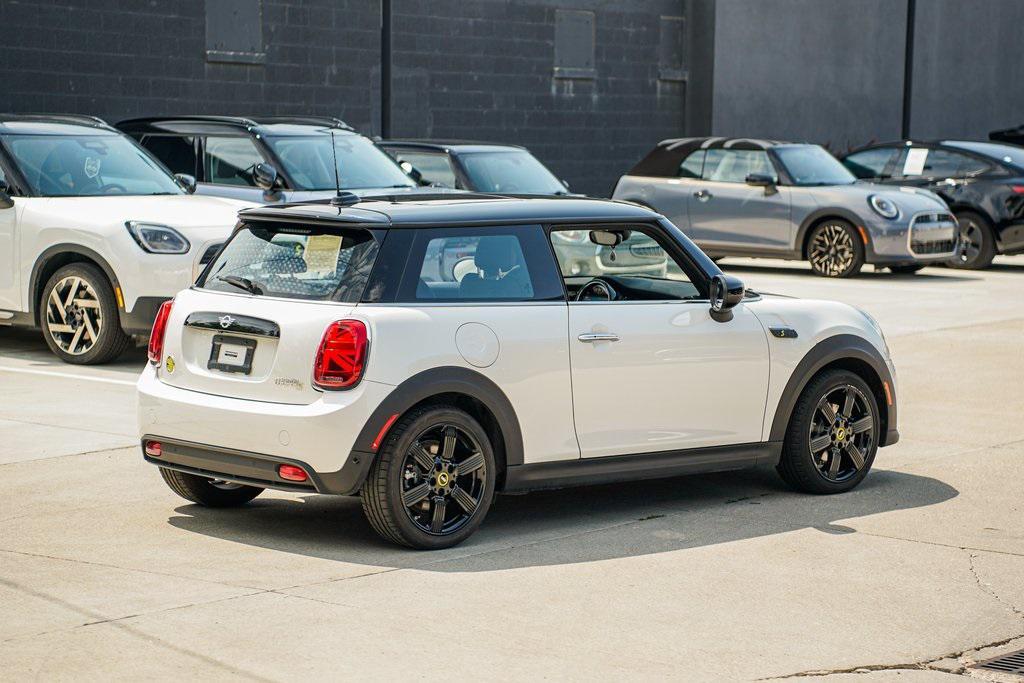 used 2023 MINI Hardtop car, priced at $24,995