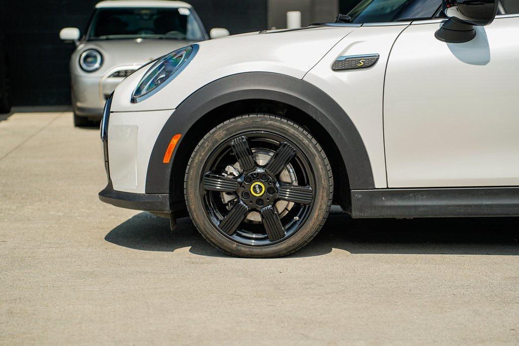 used 2023 MINI Hardtop car, priced at $24,995