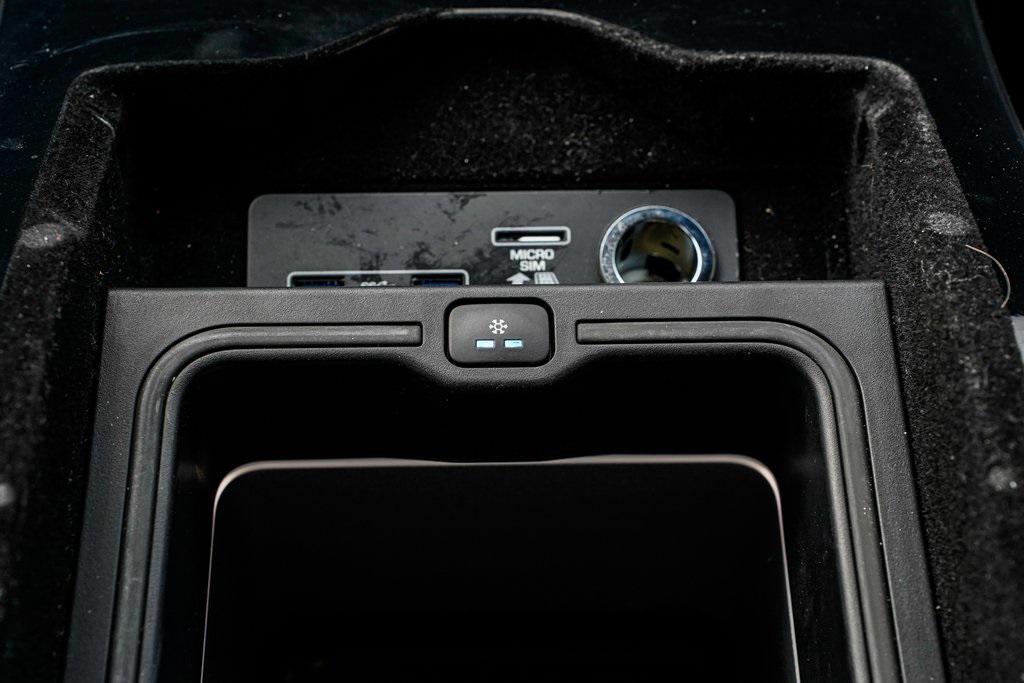 used 2020 Land Rover Range Rover car, priced at $33,495