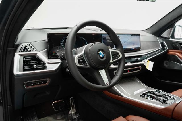 new 2025 BMW X7 car, priced at $109,315