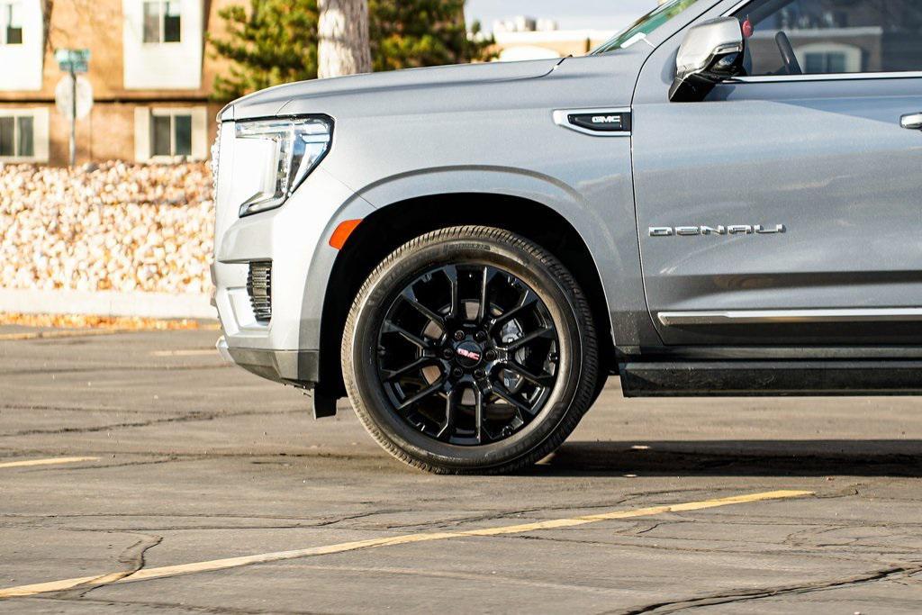 used 2022 GMC Yukon car, priced at $51,995