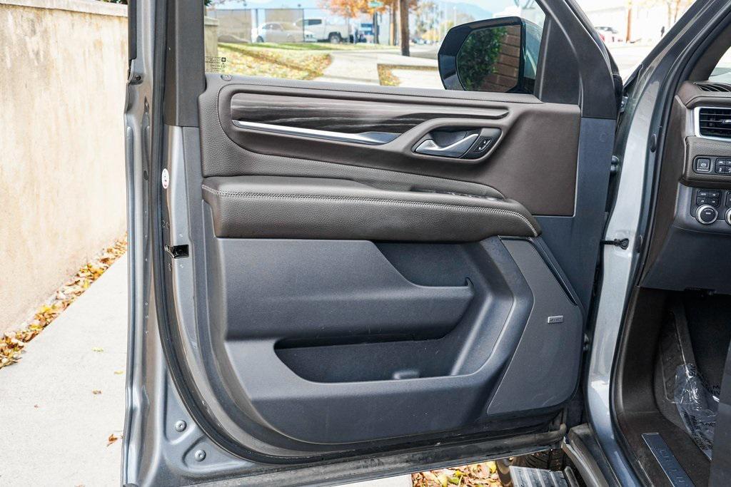 used 2022 GMC Yukon car, priced at $51,995