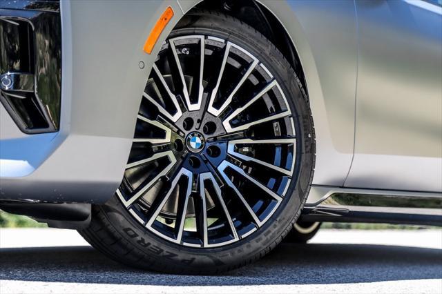new 2025 BMW 760 car, priced at $151,280