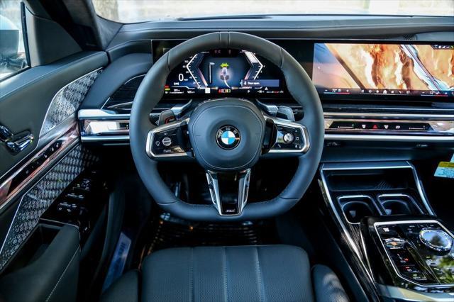 new 2025 BMW 760 car, priced at $151,280