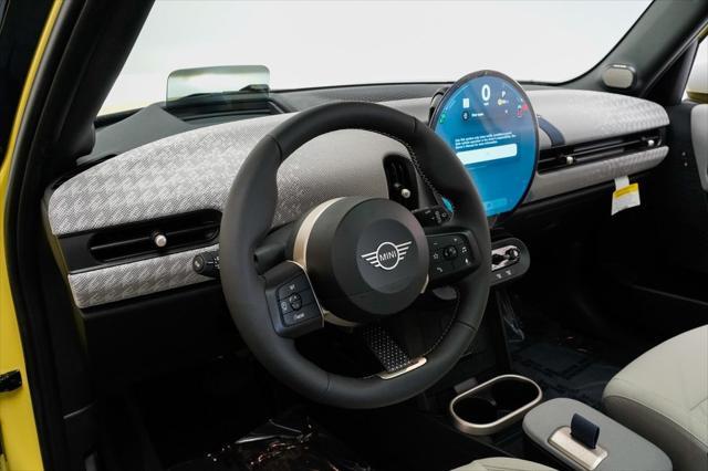 used 2025 MINI Hardtop car, priced at $39,080