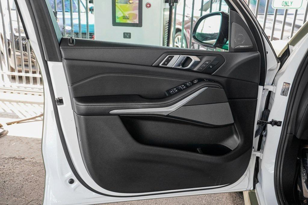used 2021 BMW X5 car, priced at $42,595