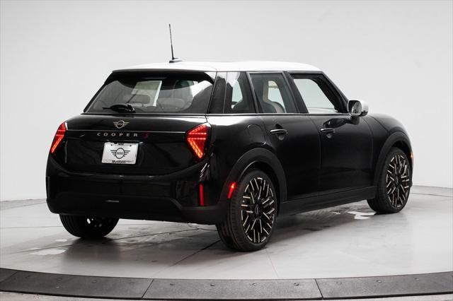 new 2025 MINI Hardtop car, priced at $38,530