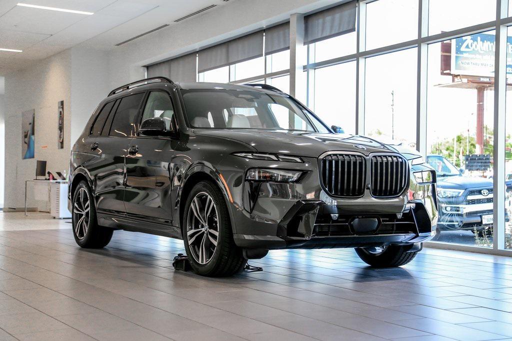 new 2026 BMW X7 car, priced at $108,315