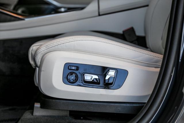 new 2026 BMW X7 car, priced at $108,315