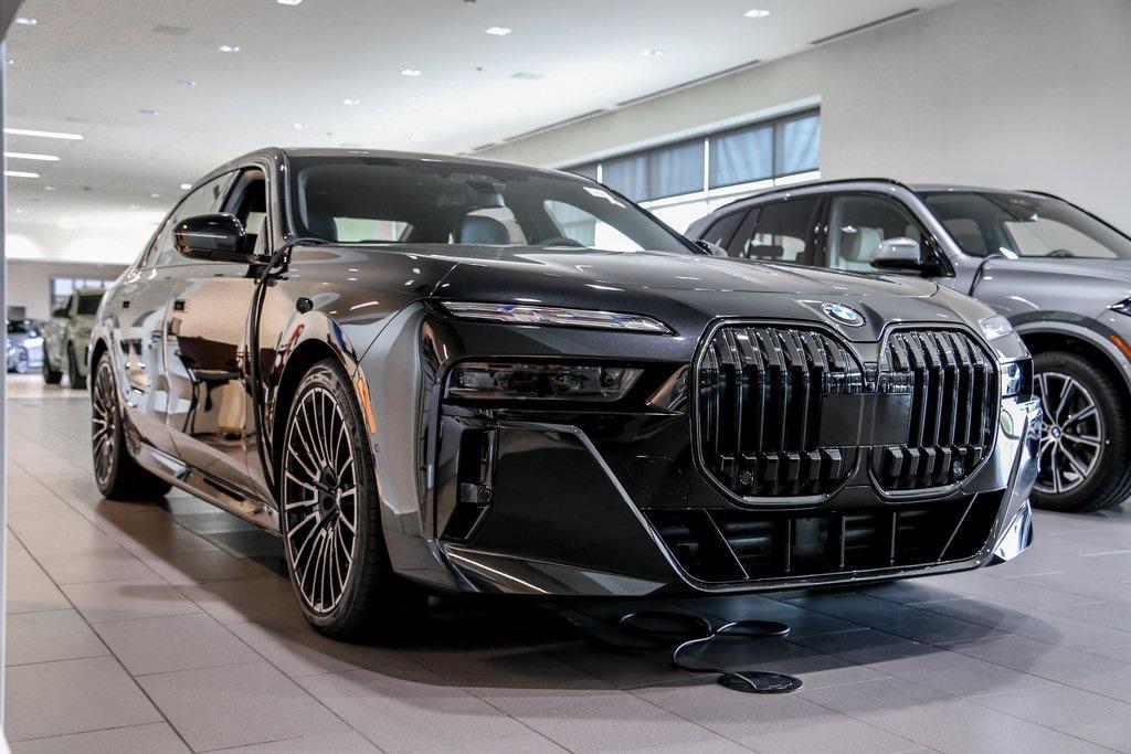 new 2025 BMW 760 car, priced at $146,060