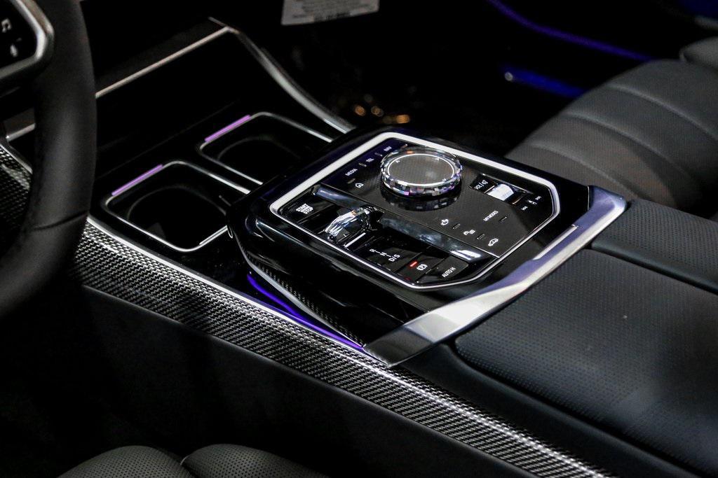 new 2025 BMW 760 car, priced at $146,060