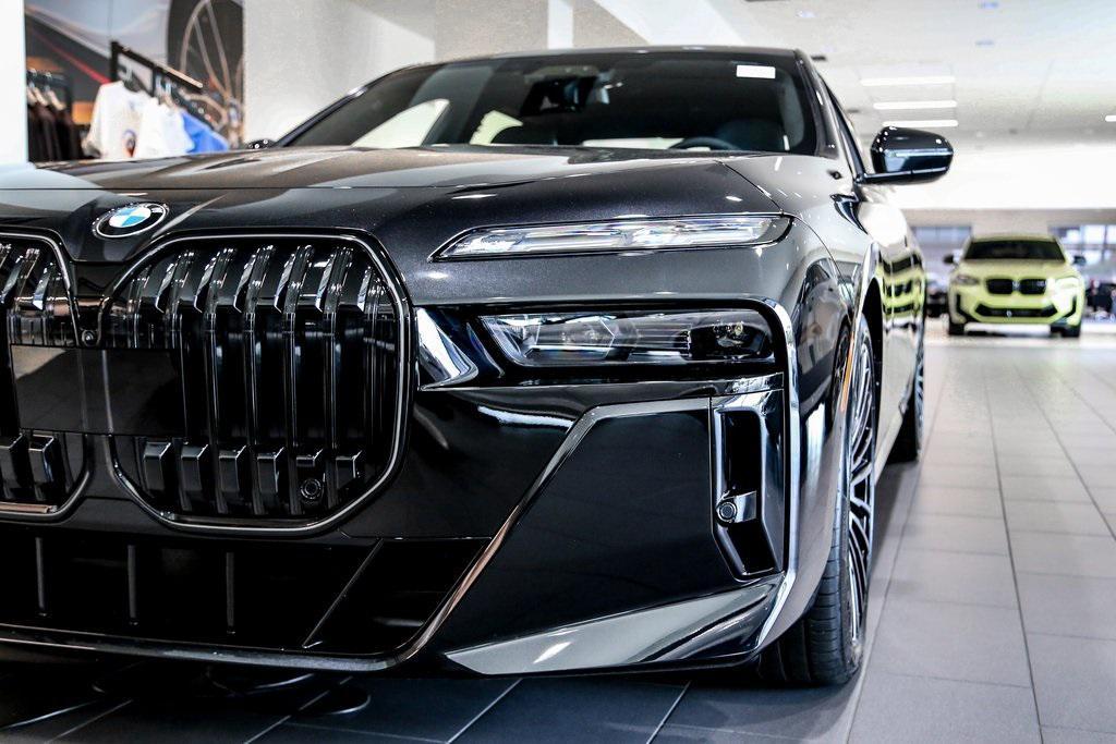 new 2025 BMW 760 car, priced at $146,060