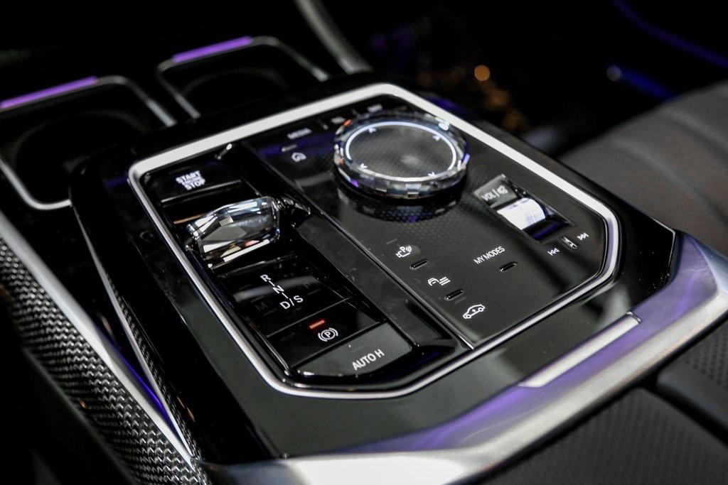 new 2025 BMW 760 car, priced at $146,060
