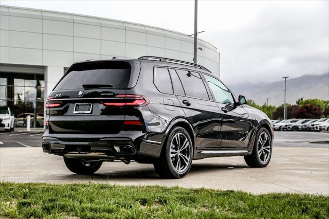new 2025 BMW X7 car, priced at $98,200