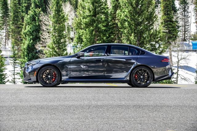 new 2025 BMW M5 car, priced at $129,575