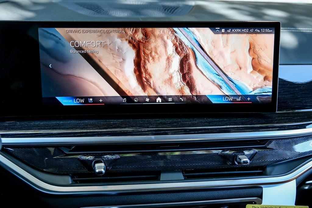 new 2026 BMW X7 car, priced at $106,165