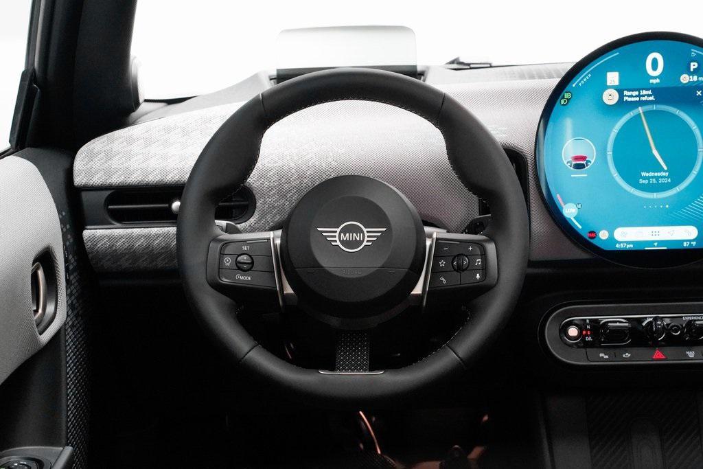 used 2025 MINI Hardtop car, priced at $36,295