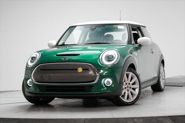 used 2021 MINI Hardtop car, priced at $18,995