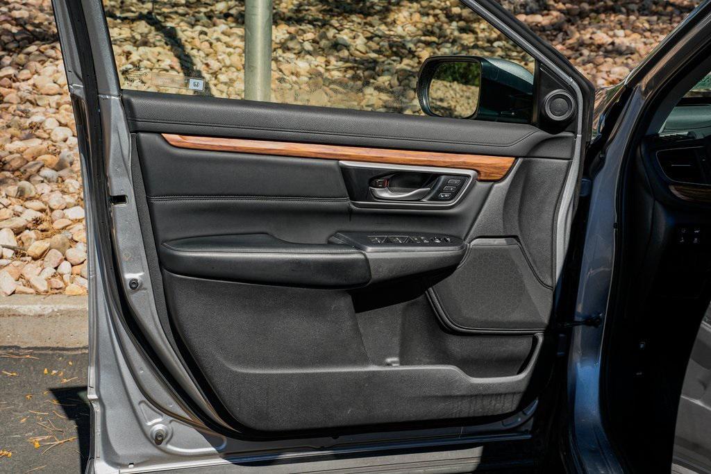 used 2020 Honda CR-V car, priced at $23,995