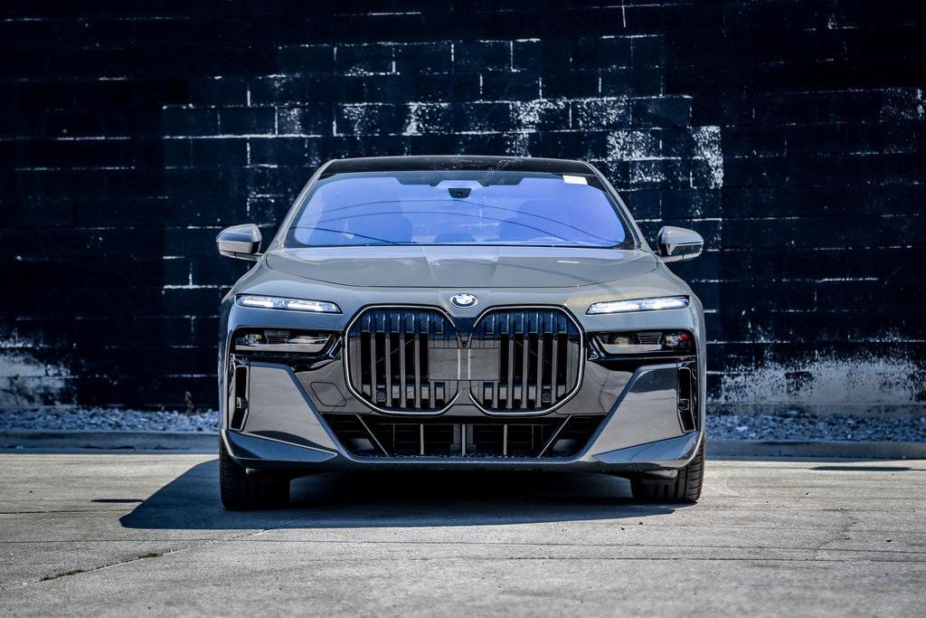 new 2025 BMW 760 car, priced at $148,230