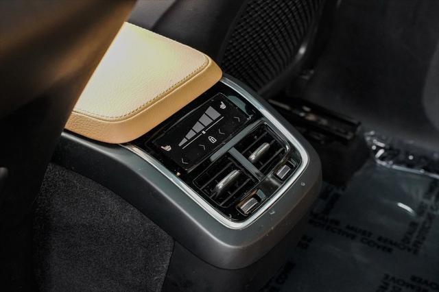 used 2019 Volvo XC90 car, priced at $21,995
