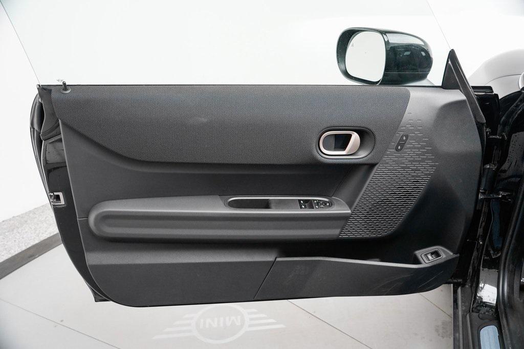 used 2025 MINI Hardtop car, priced at $33,980