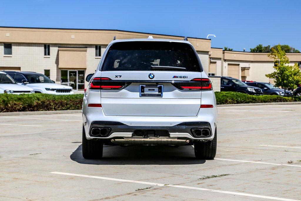 new 2026 BMW X7 car, priced at $128,120