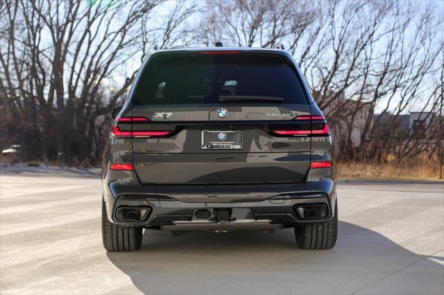 new 2025 BMW X7 car, priced at $98,200