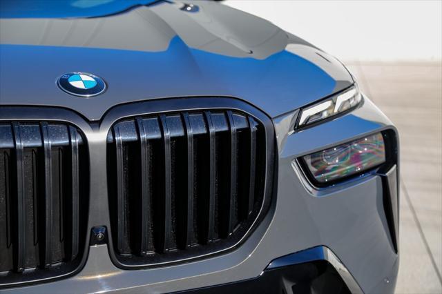 new 2025 BMW X7 car, priced at $98,200