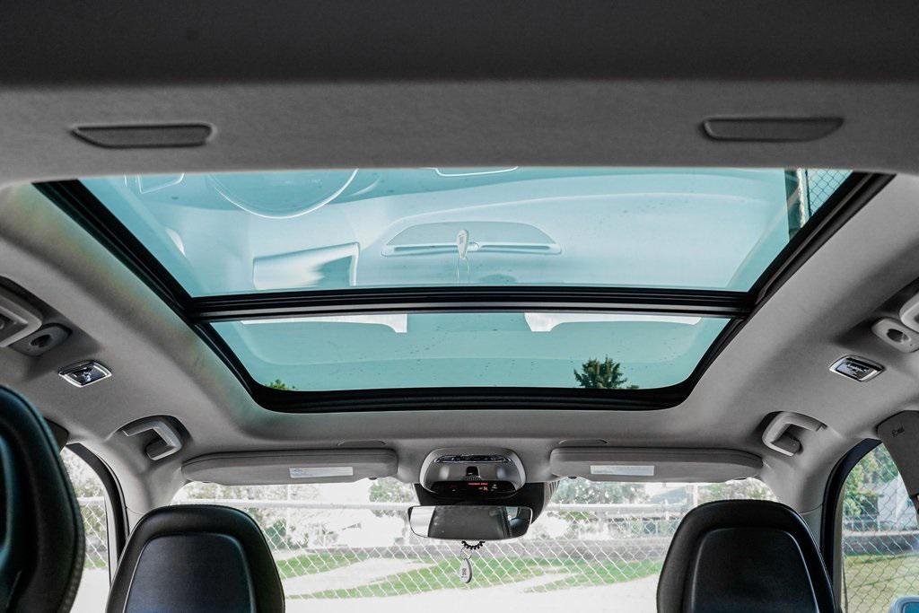 used 2017 Volvo XC90 car, priced at $12,495
