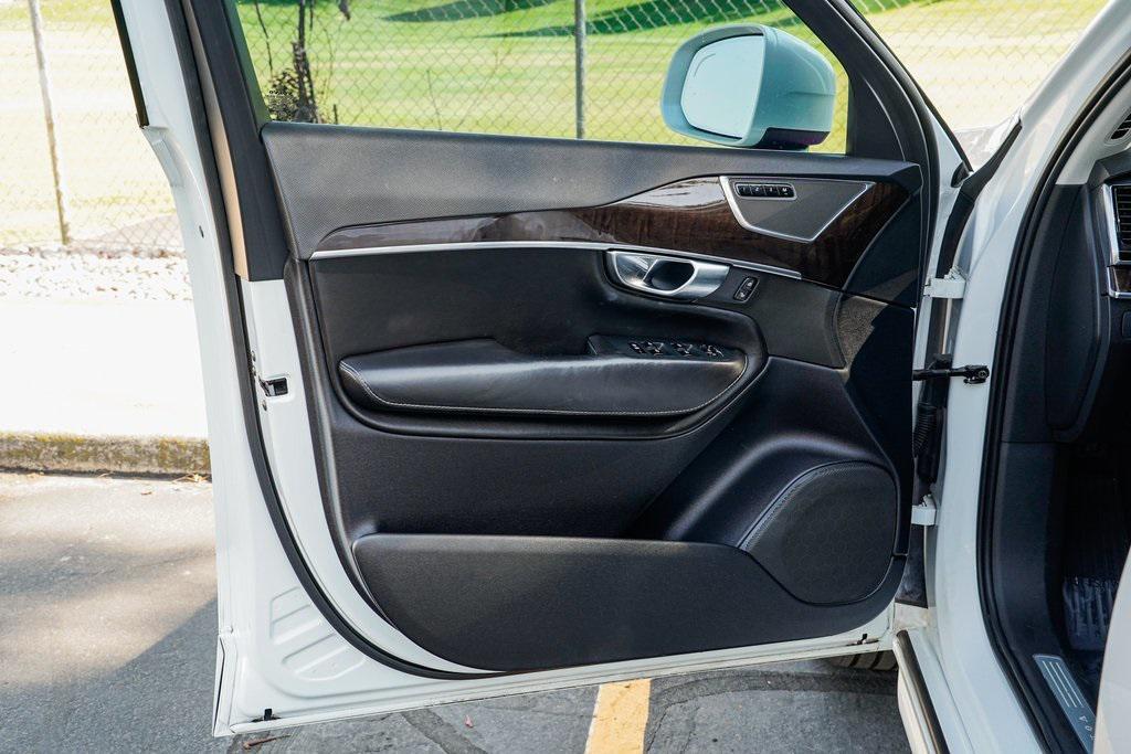 used 2017 Volvo XC90 car, priced at $12,495