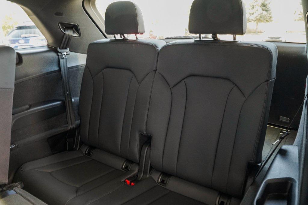 used 2020 Audi Q7 car, priced at $26,995
